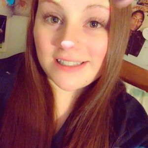 Meet your Posher, Caitlin